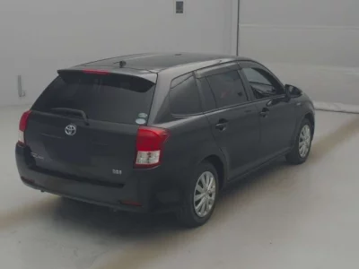 Toyota COROLLA FIELDER  с аукциона в Японии