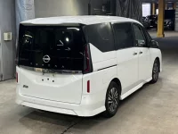 Nissan SERENA лот № 171 оценка 3.5  с аукциона в Японии 4