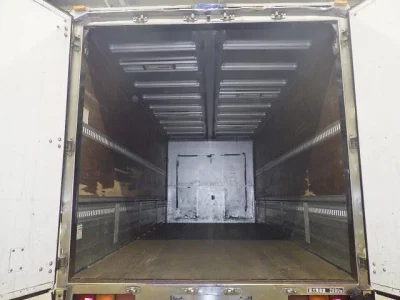 Isuzu FORWARD  с аукциона в Японии