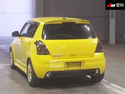 Suzuki SWIFT  с аукциона в Японии