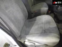 Nissan ELGRAND лот № 30087 оценка R  с аукциона в Японии 5