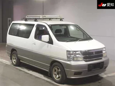 Nissan ELGRAND  с аукциона в Японии