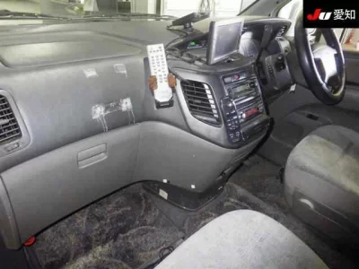 Nissan ELGRAND  с аукциона в Японии