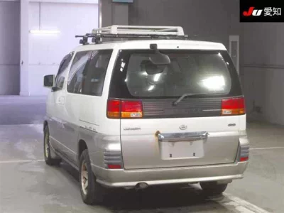 Nissan ELGRAND  с аукциона в Японии