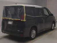 Toyota NOAH лот № 80019 оценка R  с аукциона в Японии 1