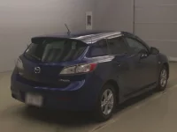 Mazda AXELA лот № 89004 оценка R  с аукциона в Японии 1