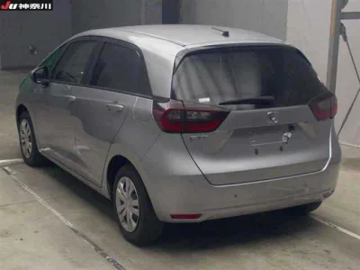 Honda FIT  с аукциона в Японии