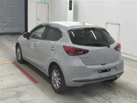 Mazda MAZDA2 лот № 30173 оценка 5  с аукциона в Японии 1