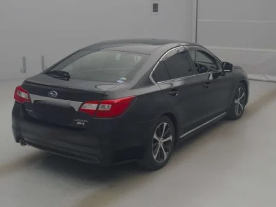 Subaru LEGACY B4