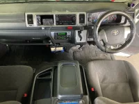 Toyota HIACE лот № 200 оценка 3  с аукциона в Японии 2