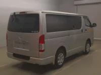 Toyota HIACE VAN лот № 86009 оценка 3.5  с аукциона в Японии 1