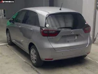 Honda FIT лот № 6097 оценка 3.5  с аукциона в Японии 1