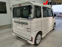 Suzuki SPACIA лот № 3056 оценка 4.5  с аукциона в Японии 4