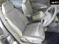 Nissan SUNNY лот № 30114 оценка 3  с аукциона в Японии 5