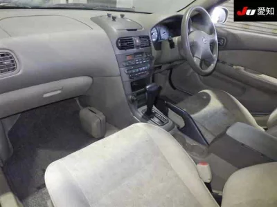 Nissan SUNNY  с аукциона в Японии