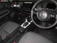 Honda FIT лот № 6107 оценка 4  с аукциона в Японии 5