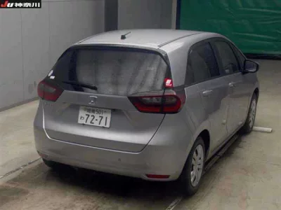 Honda FIT  с аукциона в Японии