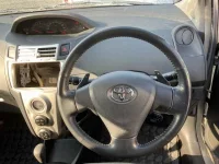 Toyota VITZ лот № 30193 оценка R  с аукциона в Японии 2