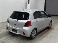Toyota VITZ лот № 30193 оценка R  с аукциона в Японии 4