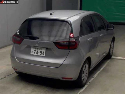 Honda FIT  с аукциона в Японии