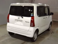 Daihatsu TANTO лот № 3032 оценка 3.5  с аукциона в Японии 1
