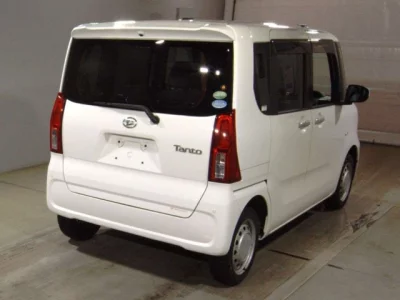 Daihatsu TANTO  с аукциона в Японии