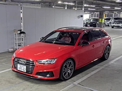 Audi S4  с аукциона в Японии