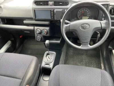 Toyota PROBOX  с аукциона в Японии
