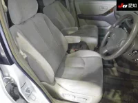 Toyota HARRIER лот № 30130 оценка 4  с аукциона в Японии 5