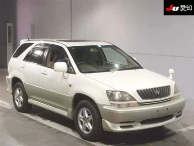 Toyota HARRIER  с аукциона в Японии