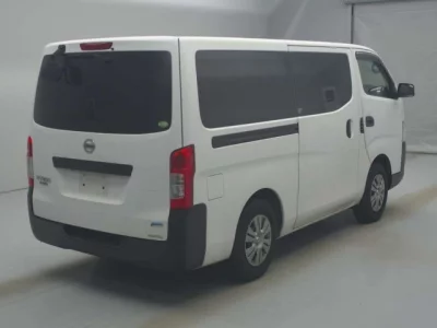 Nissan CARAVAN VAN  с аукциона в Японии