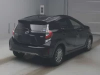 Toyota AQUA лот № 20163 оценка R  с аукциона в Японии 1