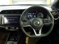 Nissan KICKS лот № 1018 оценка 4.5  с аукциона в Японии 4
