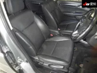 Honda FIT лот № 30143 оценка 3.5  с аукциона в Японии 5