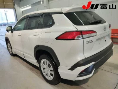 Toyota COROLLA CROSS  с аукциона в Японии
