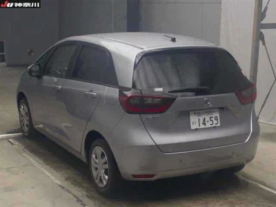 Honda FIT  с аукциона в Японии