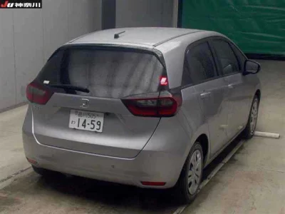 Honda FIT  с аукциона в Японии