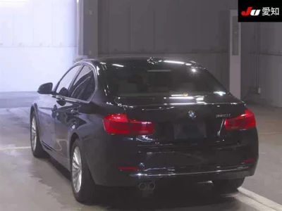 BMW 3-Series  с аукциона в Японии