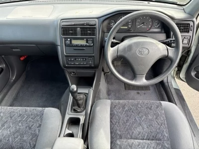 Toyota CARINA  с аукциона в Японии
