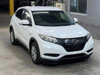Honda VEZEL лот № 249 оценка 3.5  с аукциона в Японии 3