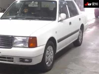 Toyota CROWN COMFORT лот № 30151 оценка 4  с аукциона в Японии 6