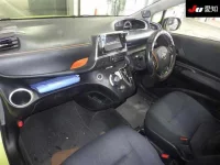 Toyota SIENTA лот № 30153 оценка 3  с аукциона в Японии 2