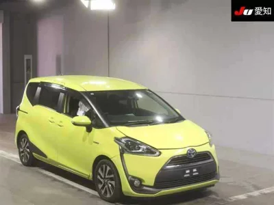 Toyota SIENTA  с аукциона в Японии