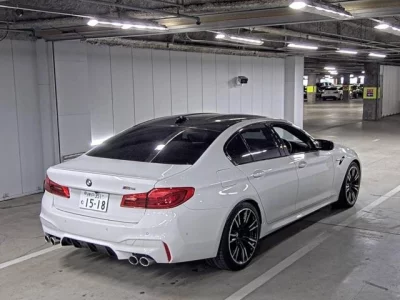BMW M5