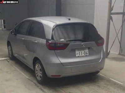 Honda FIT  с аукциона в Японии