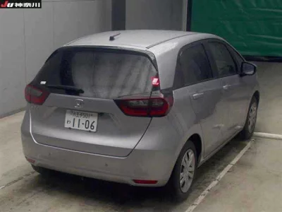 Honda FIT  с аукциона в Японии