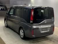 Honda STEP WAGON лот № 268 оценка R  с аукциона в Японии 1