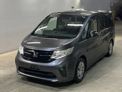 Honda STEP WAGON  с аукциона в Японии