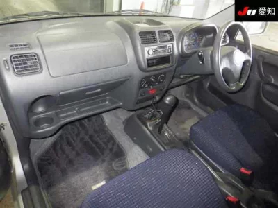 Suzuki SWIFT  с аукциона в Японии