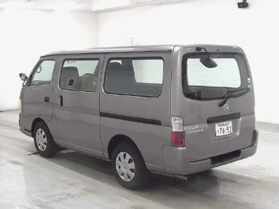 Nissan CARAVAN VAN  с аукциона в Японии